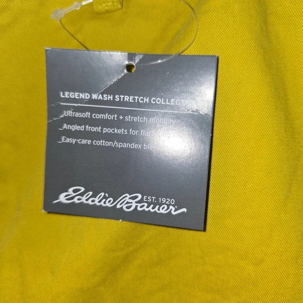 Eddie Bauer Legend Wash Stretch Shorts 20W Womens Yellow Slightly Curvy Plus NEW